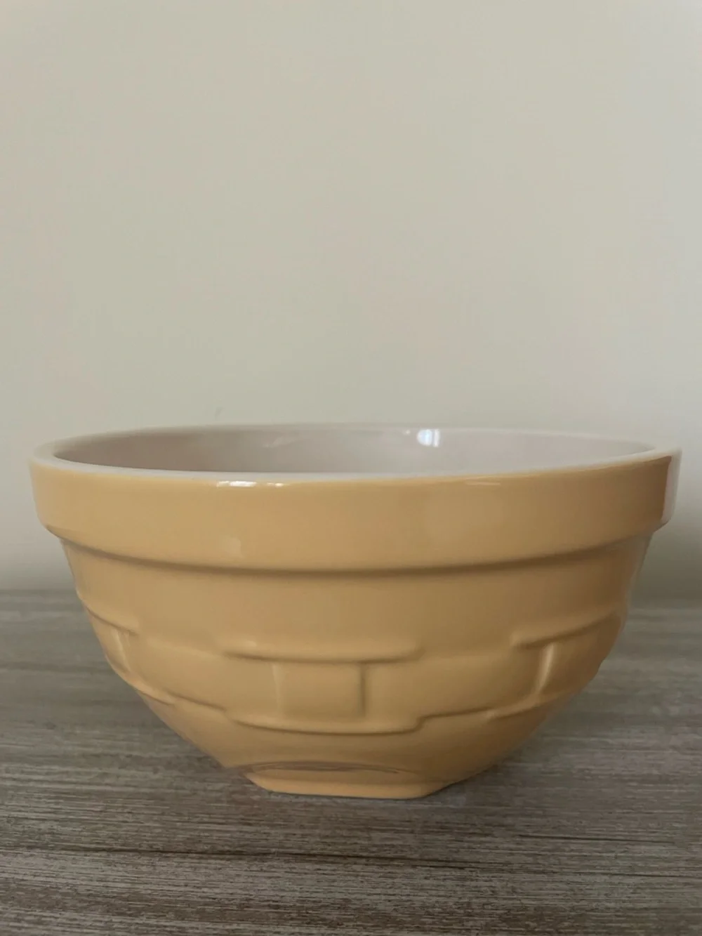 Longaberger Woven Traditions  Butternut Yellow Tip & Mix Mixing Bowl - Picture 3 of 6